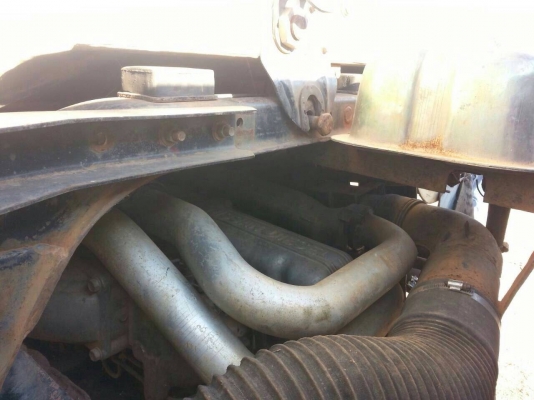 ขายด่วนรถสิบล้อUDหางเทนเลอร์ลากเเบกโฮpc200