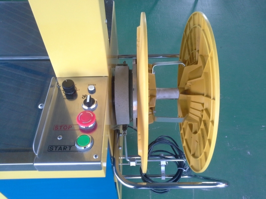 เครื่องรัดกล่องอัตโนมัติ ขายดั๊มราคา 50,000 บาท StraPack Model : SQ-8S นำเข้าจากญี่ปุ่นซื้อมาใหม่ไม่ได้ใช้งาน เครื่องรัดกล่องอัตโนมัติ ขายดั๊มราคา 50,000 บาท StraPack Model : SQ-8S นำเข้าจากญี่ปุ่นซื้อมาใหม่ไม่ได้ใช้งาน