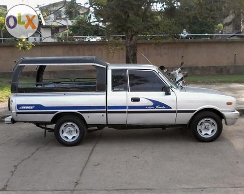 Mazda familia ปี95 เครื่อง1400 5เกียร์สีเดิม สภาพเดิมๆเนียนๆพร้อมใช้งาน Mazda familia ปี95 เครื่อง1400 5เกียร์สีเดิม สภาพเดิมๆเนียนๆพร้อมใช้งาน