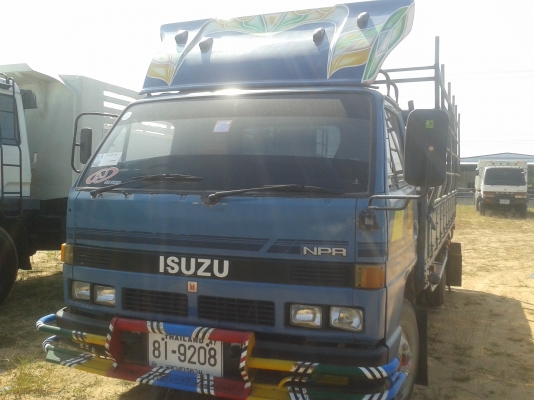 ขายISUZU NPR 115แรง เกียร์สั้นแท้ปี34 ยาว5เมตร เครื่องดี แคชซีสวย ภายในสวย สภาพพร้อมใช้งาน เอกสารพร้อมโอน จัดไฟแนนซ์ได้ เงื่อนไขง่ายๆวันเดียวรับรถ  สนใจโทร090-8588220คุณนะ  หรือ www.truck.in.th/498  ID:narong498 FB:ณรงค์ซื้อขายรถมือสอง(เว็บไซต์ส่วนตัว)