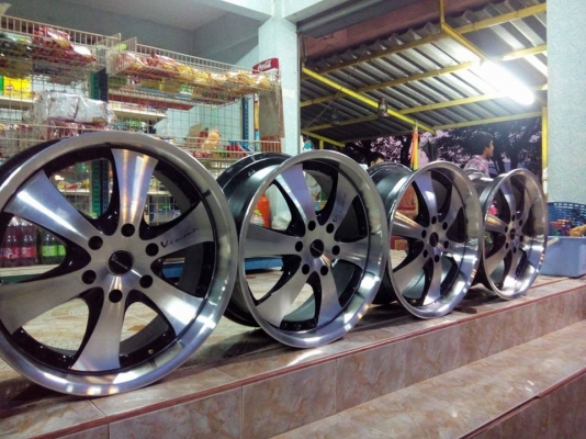 ขายครัฟขอบ 20 6รู139.7et20กว้าง8.5 ไม่มีซ่อม ขาย 9500 โทร0898128457 ดูของได้ที่ คลอง2 คลองหลวง ซ.บงกช11 จัดส่งทั่วประเทศ