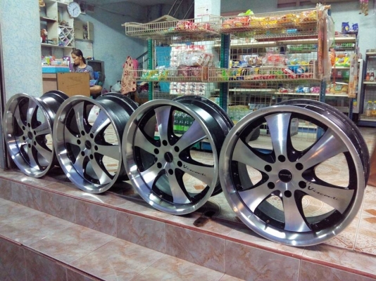 ขายครัฟขอบ 20 6รู139.7et20กว้าง8.5 ไม่มีซ่อม ขาย 9500 โทร0898128457 ดูของได้ที่ คลอง2 คลองหลวง ซ.บงกช11 จัดส่งทั่วประเทศ