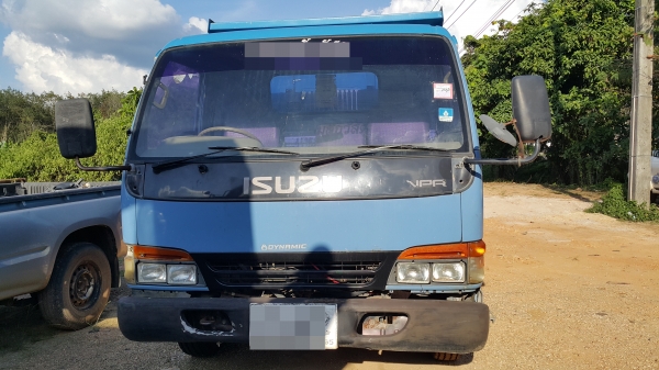 ISUZU NPR   ขายไปราชบุรีแล้วค่ะ