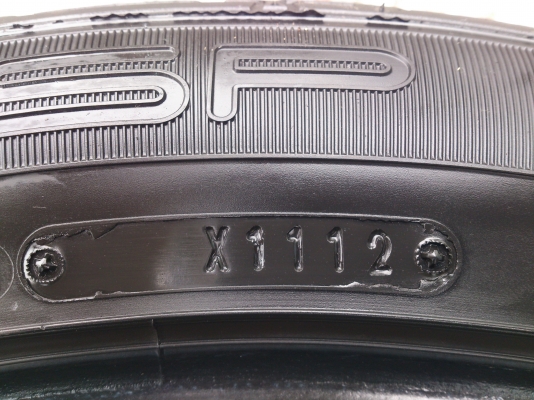 ขายยางDUNLOP 245/45R19 MADE IN JAPAN ยางปี12 (ไม่มี) จำนวน3 เส้น