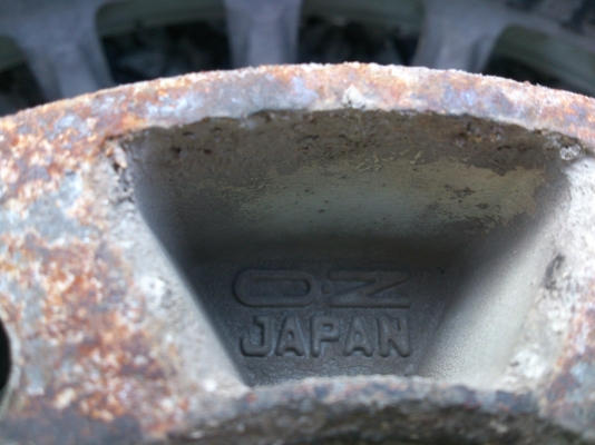 ขายแม็ก OZ 6รู139.7ขอบ15 MADE IN JAPAN จำนวน 4 วง