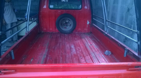 ขอนำเสนออีกสักคันนะคะ เอส 65 ตัวรถเปล่า เครื่อง 3 สูบ พร้อมแก๊ส สภาพสวยค่ะ