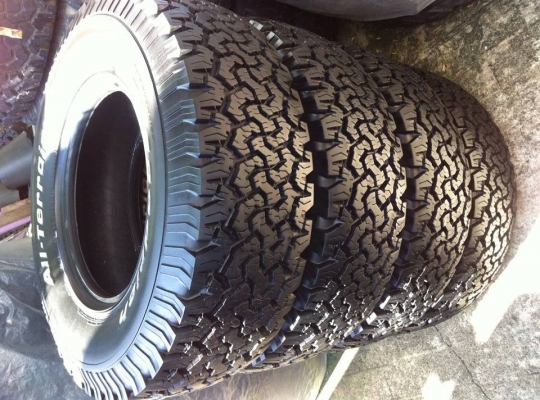 ขายยาง BF Goodrich All-terrain 265 75 r16 ปี14 ตุ่มหน้ายางอยู่ครบ ขายยาง BF Goodrich All-terrain 265 75 r16 ปี14 ตุ่มหน้ายางอยู่ครบ