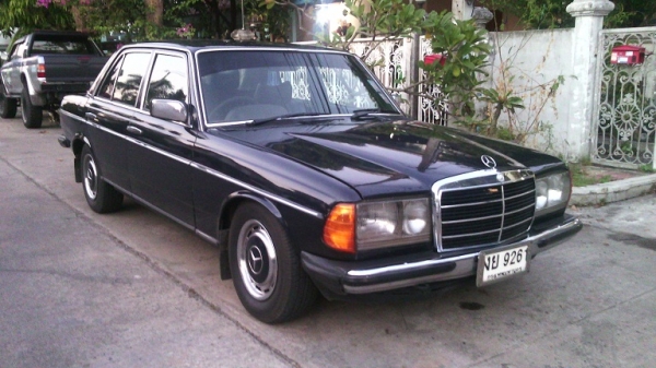 ขาย BENZ W123 300D - 2JZ-GE ฝาดำ