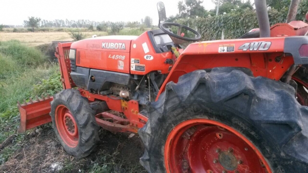 L4508 ใบดันหน้า สวยเดิมๆ สภาพพร้อมใช้ L4508 ใบดันหน้า สวยเดิมๆ สภาพพร้อมใช้