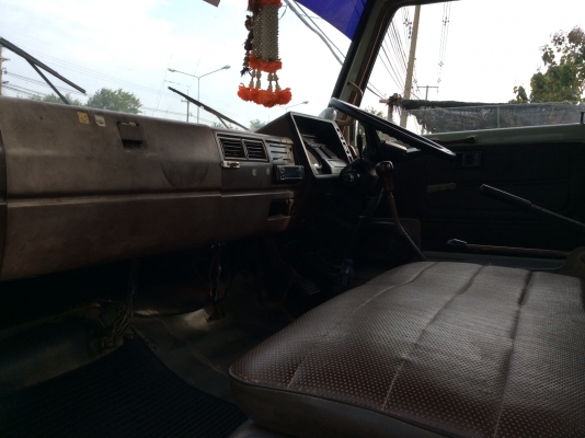 ขาย 6 ล้อ ติดเครน HINO 779 เครน 3 ตัน   ถูกสุดๆ