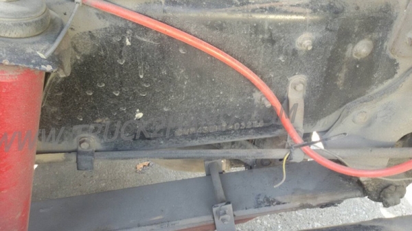 รถบรรทุกหัวลากพร้อมหาง ยี่ห้อ NISSAN ปีจดทะเบียน 2538 290 แรงม้า