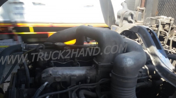 รถบรรทุกหัวลากพร้อมหาง ยี่ห้อ NISSAN ปีจดทะเบียน 2538 290 แรงม้า