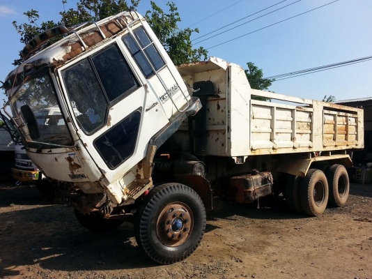 ขายดั้มMITSUBISHI FN527M-A เครื่อง195แรง โลฮาย10สปีด พ.เพาเวอร์ เบรกทิฟฟี่ ภายในสวย แอร์เย็น สภาพพร้อมใช้งาน เอกสารพร้อมโอน จัดไฟแนนซ์ได้ เงื่อนไขง่ายๆวันเดียวรับรถ สนใจโทร 090-8588220คุณนะ ID:narong498 หรือ www.truck.in.th/498 หรือfb:ณรงค์ ซื้อขายรถมือสอ