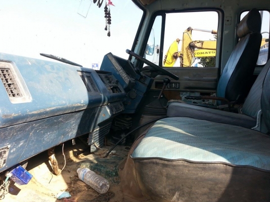 ขายดั้มISUZU ร็อกกี้210แรง 2เพลา เครื่องดี แคชซีสวย พ.เพาเวอร์ เบรกทิฟฟี่ ภายในสวย สภาพพร้อมใช้งาน เอกสารพร้อมโอน จัดไฟแนนซ์ได้ เงื่อนไขง่ายๆวันเดียวรับรถ สนใจโทร 090-8588220คุณนะ ID:narong498 หรือ www.truck.in.th/498 หรือfb:ณรงค์ ซื้อขายรถมือสอง (เว็บไซต