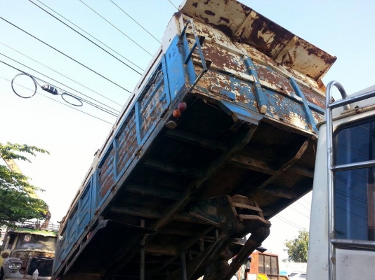 ขายกระบะดั้มMITSUBISHI อุปกรณ์ครบชุด ราคา8หมื่น สภาพพร้อมใช้งาน สนใจโทร 090-8588220คุณนะ ID:narong498 หรือ www.truck.in.th/498 หรือfb:ณรงค์ ซื้อขายรถมือสอง (เว็บไซต์ส่วนตัว)