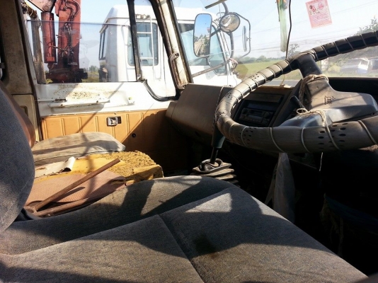 ขายดั้ม2เพลาHINO FM177LA เครื่องดี168แรง EH700 เครื่องดี แคชซีสวย สโลเกียร์กลาง พ.เพาเวอร์ สภาพพร้อมใช้งาน เอกสารพร้อมโอน สนใจโทร 090-8588220คุณนะ ID:narong498 หรือ www.truck.in.th/498 หรือfb:ณรงค์ ซื้อขายรถมือสอง (เว็บไซต์ส่วนตัว)