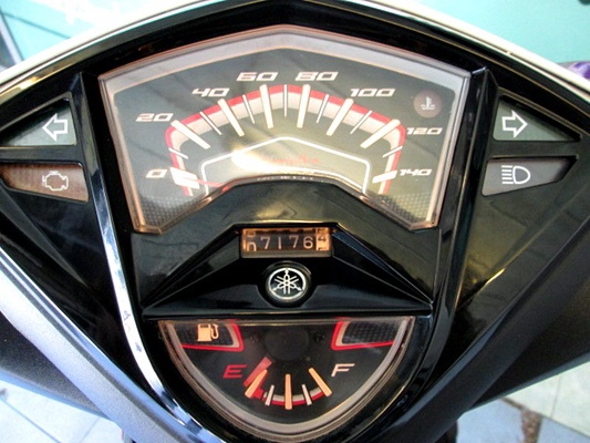 MIO 125 i ลาย RR  ลงล้อทองสภาพใหม่ๆ  รถเดือน ตุลาคม ปี56 ไมล์ 7 พันโล  แถม 2 รายการ 25900