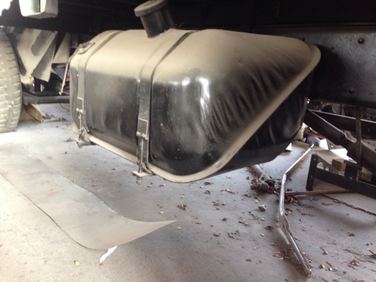 ขายคัดซีช่วงล่าง10ล้อhino f18