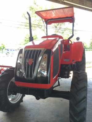 รถแทรกเตอร์รุ่นใหม่( tractor) 100แรง950000เหลือ500000บาทถูกจริง!!! รถแทรกเตอร์รุ่นใหม่( tractor) 100แรง950000เหลือ500000บาทถูกจริง!!!