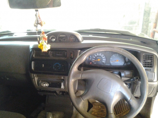 ขายด่วน มิตซู สตราด้าแกรนดิส4ประตู4&times;4