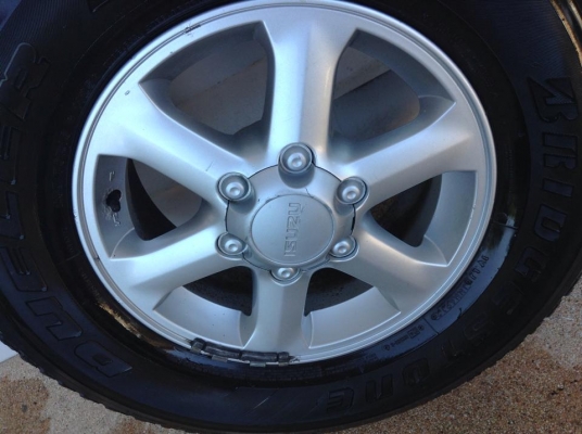 ล้อแม็ก Isuzu dmax gold series ขอบ 16 พร้อมยาง 265-70-16