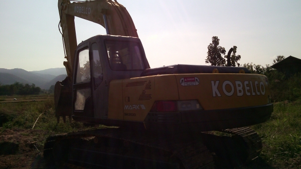 kobelco 200 sk07 mark 2  YN 6085  ( ไม่มีเล่ม ) เจ้าของขายเอง  ต่อรองได้ 080-1253450