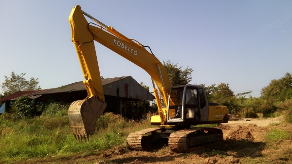kobelco 200 sk07 mark 2  YN 6085  ( ไม่มีเล่ม ) เจ้าของขายเอง  ต่อรองได้ 080-1253450
