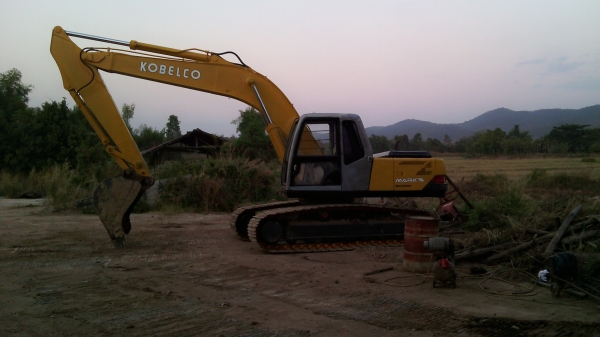 kobelco 200 sk07 mark 2  YN 6085  ( ไม่มีเล่ม ) เจ้าของขายเอง  ต่อรองได้ 080-1253450
