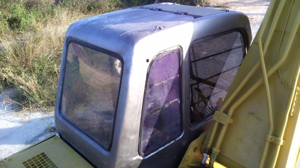 kobelco 200 sk07 mark 2  YN 6085  ( ไม่มีเล่ม ) เจ้าของขายเอง  ต่อรองได้ 080-1253450