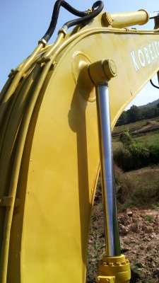 kobelco 200 sk07 mark 2  YN 6085  ( ไม่มีเล่ม ) เจ้าของขายเอง  ต่อรองได้ 080-1253450