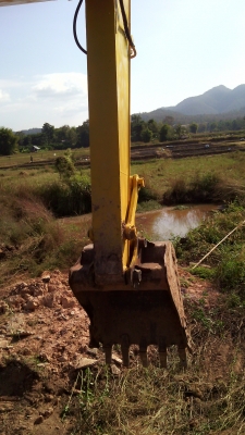 kobelco 200 sk07 mark 2  YN 6085  ( ไม่มีเล่ม ) เจ้าของขายเอง  ต่อรองได้ 080-1253450