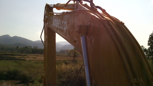 kobelco 200 sk07 mark 2  YN 6085  ( ไม่มีเล่ม ) เจ้าของขายเอง  ต่อรองได้ 080-1253450