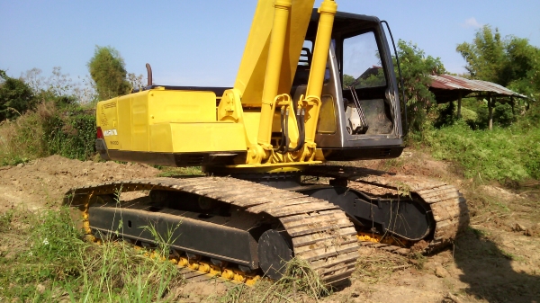 kobelco 200 sk07 mark 2  YN 6085  ( ไม่มีเล่ม ) เจ้าของขายเอง  ต่อรองได้ 080-1253450