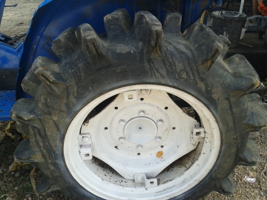 ขายรถไถ Iseki TL 2500 สนใจติดต่อ 0876881006