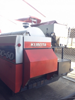 รถเกี่ยว KUBOTA DC60 รถสาธิตสยาม ชั่วโมงน้อยสุดๆ