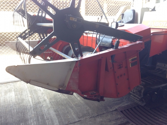 รถเกี่ยว KUBOTA DC60 รถสาธิตสยาม ชั่วโมงน้อยสุดๆ