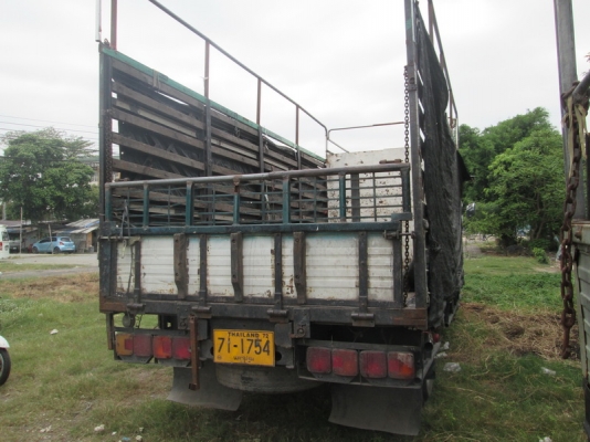 ขาย Hino 6ล้อ KM540 117แรง  ยาว5.50ม.รถห้าง ปี90.