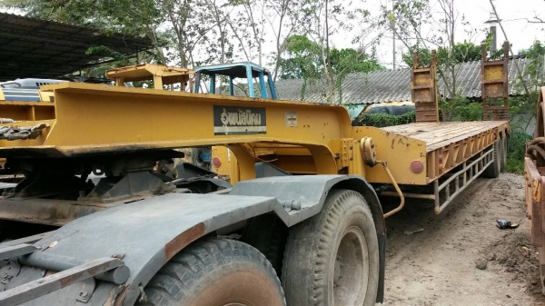 ขายรถหัวลากหางโลเบท HINO หัว FL1J คัสซี HH341-11180 ใส่เครื่อง 320 แรงม้า หางโลเบทพนัส 2 เพลา ราคา 950000