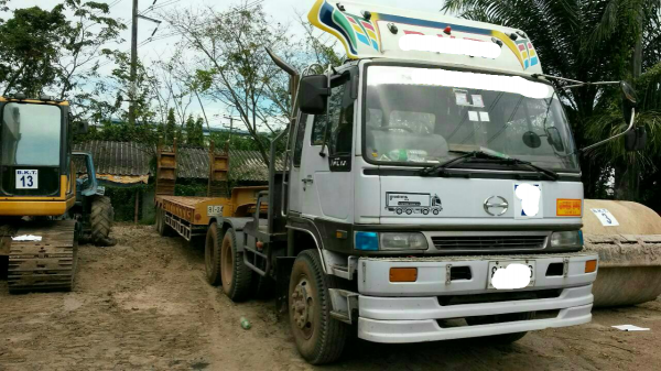 ขายรถหัวลากหางโลเบท HINO หัว FL1J คัสซี HH341-11180 ใส่เครื่อง 320 แรงม้า หางโลเบทพนัส 2 เพลา ราคา 950000