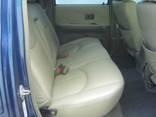 toyota hilux sport cruiser 4x4 d4d 3.0 G เกียร์ออโต้ สีเดิมจากห้างทั้งคัน toyota hilux sport cruiser 4x4 d4d 3.0 G เกียร์ออโต้ สีเดิมจากห้างทั้งคัน