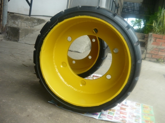 จำหน่ายอะไหล่รถขุด รถตัก รถบด รถปูยาง รถดันดิน รถเกรด รถเครน