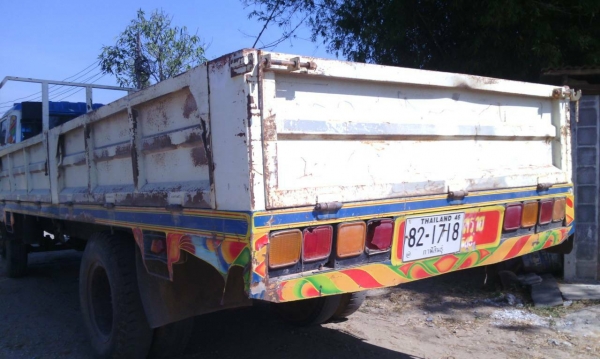 หกล้อHiNo-eH700-pawer สภาพพร้อมใช้งาน ทะเบึยนพร้อมโอน ราคาคุยกันได้