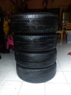 ขายยาง Michellen Primacy LC ขนาด 215/60 R16  ปี 46/12 (1 ชุด 4 เส้น)