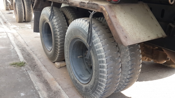 ขายด่วนHINOFM1Mสองเพลาดั้มแม่ลูกติดก๊าซNGV10ถังราคาเบาๆโทร0843923995