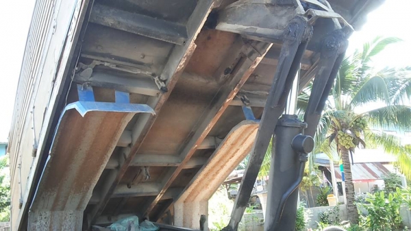 **370,000 บ.ต่อรอง**ขาย10ล้อ1เพลาดั้มเกษตร ISUZU JCM 3093881 วางเครื่อง6BG1-175แรง (ลงเล่ม) เครื่องแน่น แห้ง แรง ประหยัด เกียร์ดีไม่หลุด ช่วงล่างใหญ่คานหน้า210 เพลาเดียวจัมโบ200 คัสซีโอเค เก็บงานมาแล้ว เสริมเหล็กหนา บน-ล่าง มีบวมข้างในตลอดเส้น กระบะดั้มคอ **370,000 บ.ต่อรอง**ขาย10ล้อ1เพลาดั้มเกษตร ISUZU JCM 3093881 วางเครื่อง6BG1-175แรง (ลงเล่ม) เครื่องแน่น แห้ง แรง ประหยัด เกียร์ดีไม่หลุด ช่วงล่างใหญ่คานหน้า210 เพลาเดียวจัมโบ200 คัสซีโอเค เก็บงานมาแล้ว เสริมเหล็กหนา บน-ล่าง มีบวมข้างในตลอดเส้น กระบะดั้มคอ