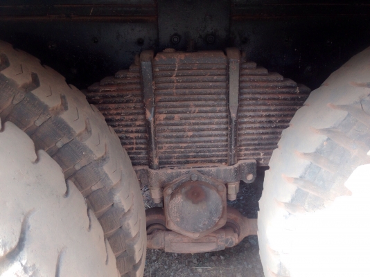 HINO SUMO FM227 - 220 HP EM100 สิบล้อดั๊มพ์ 2 เพลา กระบะดั๊มพ์มิเนียม 12 ตันสภาพสวย เครื่องแน่นแรงดีสุดๆครับ ภายในเก๋งคอนโซลสวยครบ พวงมาลัยเพาเวอร์ ระบบเบรคทริ๊ปฟี้ ช่วงล่างคัชซีสวยไม่มีบวม ยางสภาพดี 70\% พร้อมบรรทุกพร้อมใช้งาน เอกสารทะเบียนภาษีครบพร้อมโอน