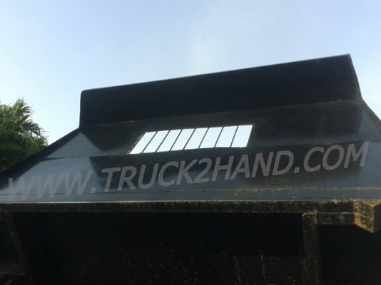 รถปิคอัพ 4 ล้อ กระบะดัมพ์  ยี่ห้อ NISSAN