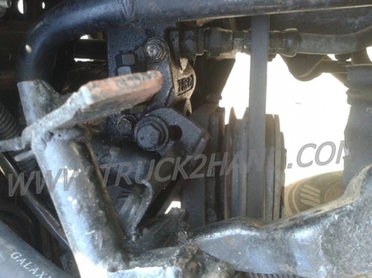 รถปิคอัพ 4 ล้อ กระบะดัมพ์  ยี่ห้อ NISSAN