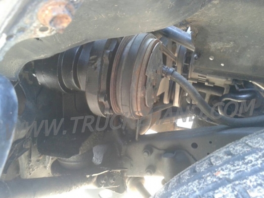 รถปิคอัพ 4 ล้อ กระบะดัมพ์  ยี่ห้อ NISSAN