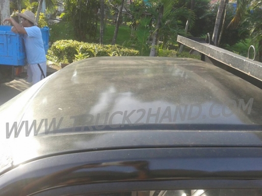 รถปิคอัพ 4 ล้อ กระบะดัมพ์  ยี่ห้อ NISSAN